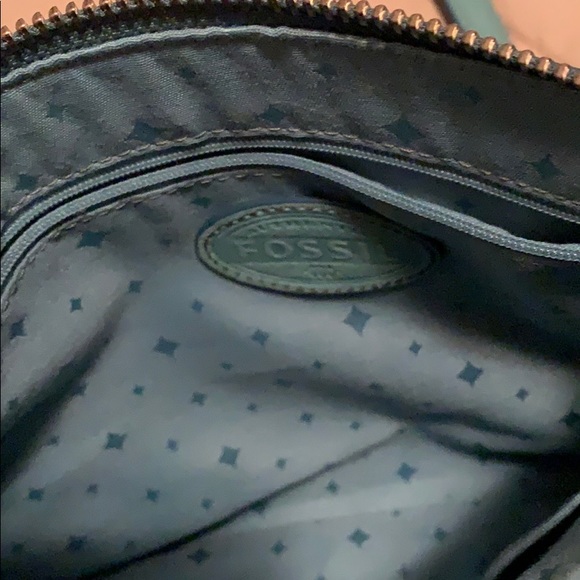Blue Crossbody Fossil bag.. - Picture 4 of 5